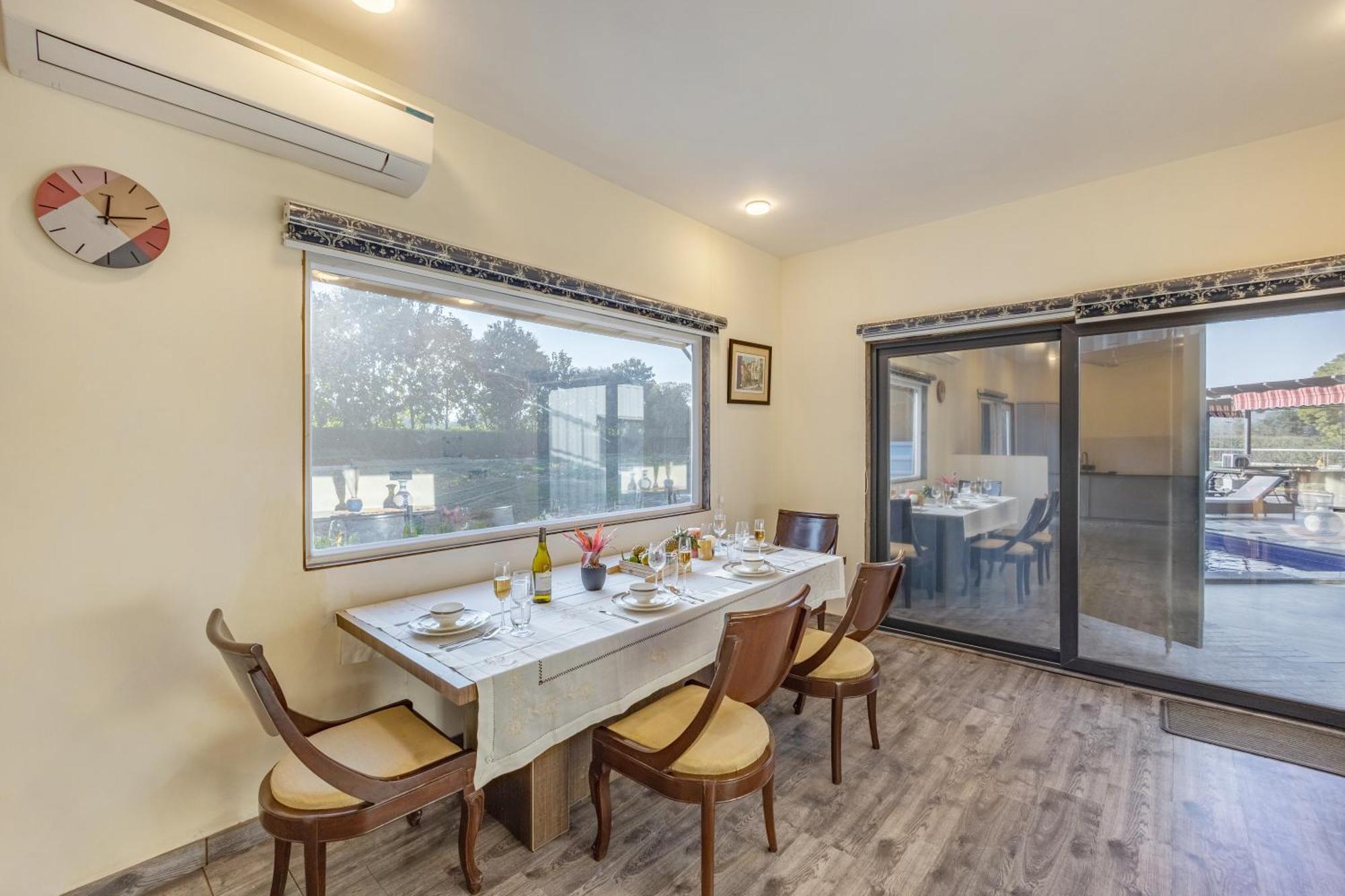 Villa Elivaas Hidden Oasis 4Bhk With Pool, Mud House & Container House Dhauj Esterno foto