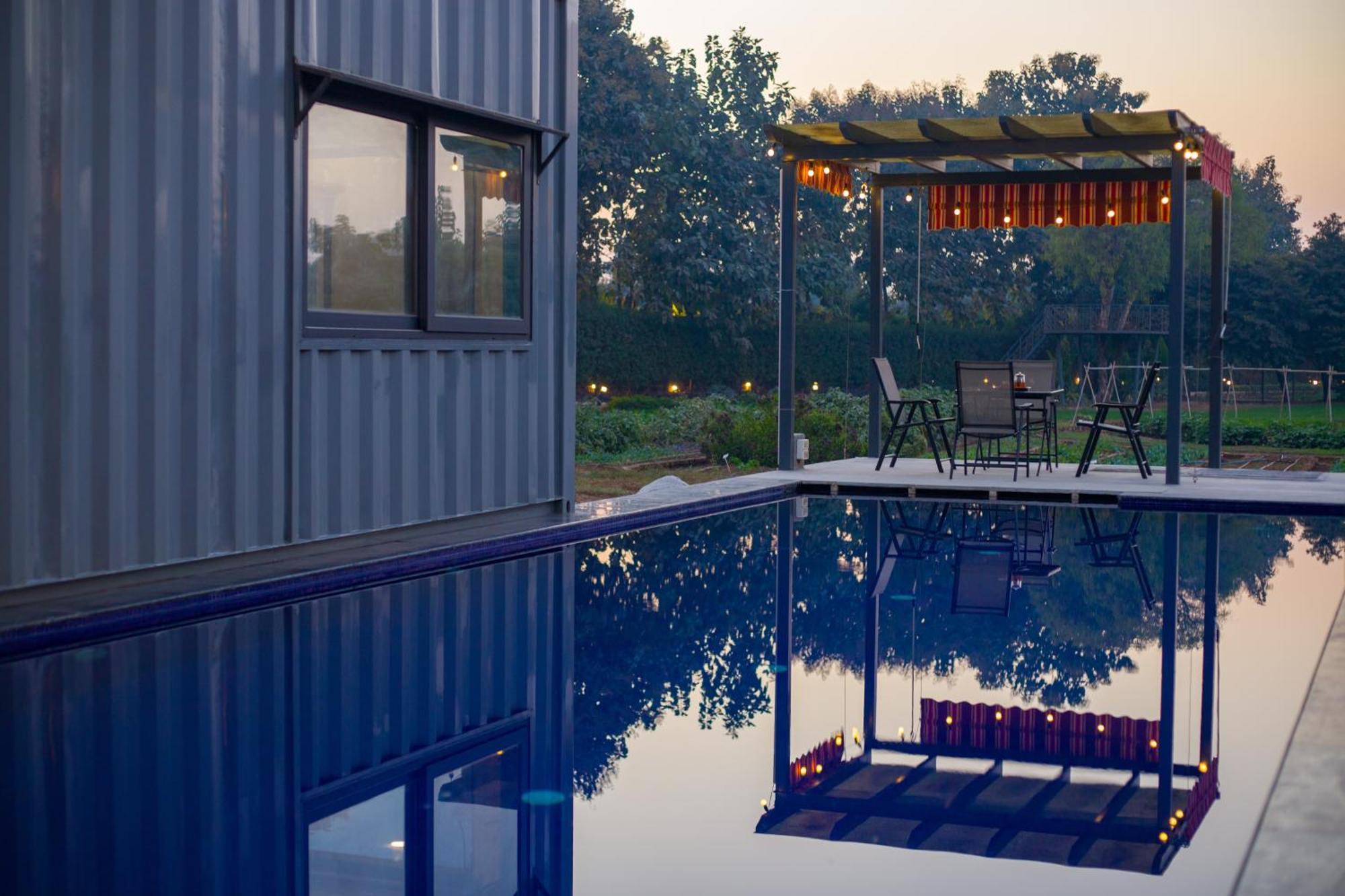 Villa Elivaas Hidden Oasis 4Bhk With Pool, Mud House & Container House Dhauj Esterno foto
