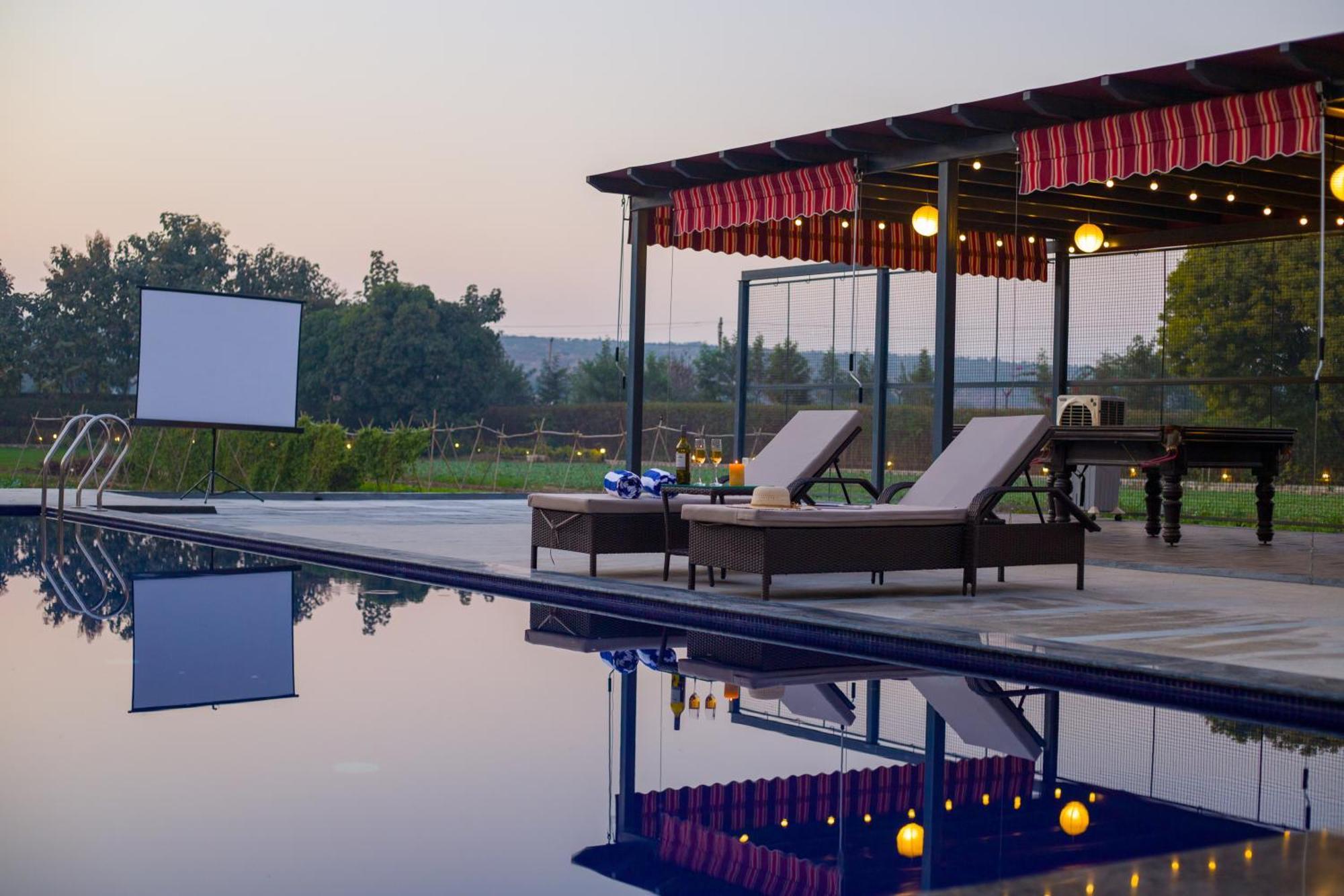 Villa Elivaas Hidden Oasis 4Bhk With Pool, Mud House & Container House Dhauj Esterno foto